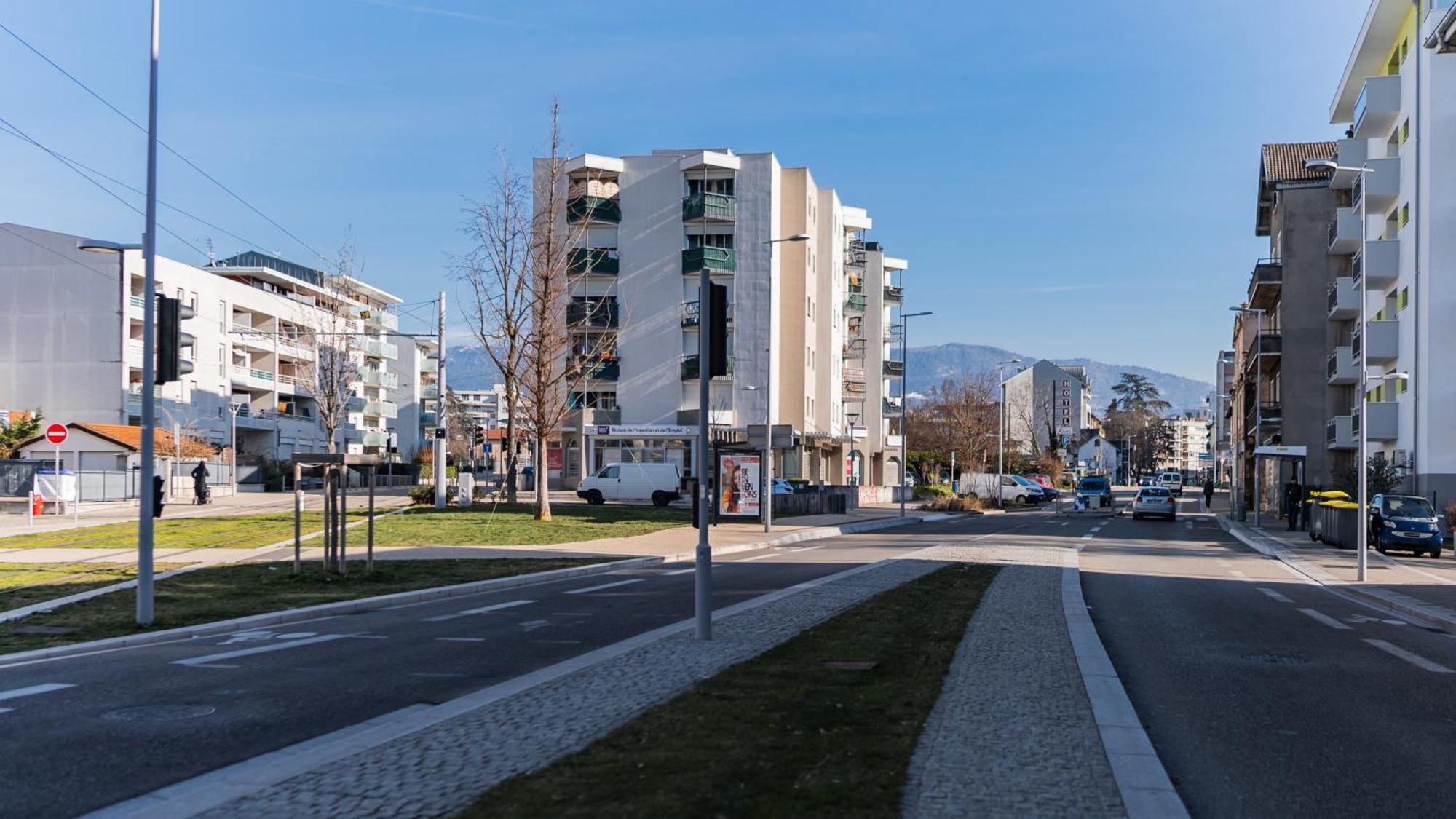 Lac-Montagne-Leman-Geneva, Garage, Tram Annemasse Kültér fotó